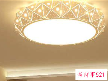 卧室不要装圆灯风水