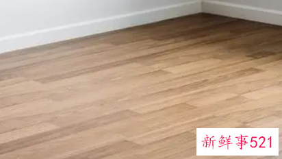 木地板是滑的好还是不滑的好