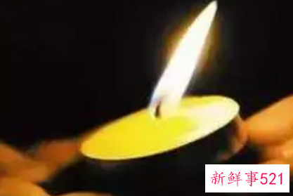 梦见自己家里面老人去世了