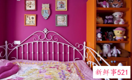 卧室背景墙要不要刷颜色