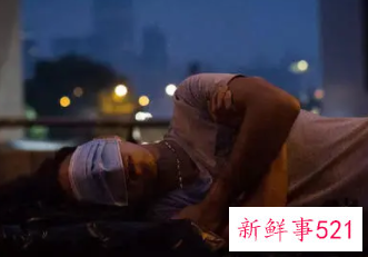 梦见在海边玩耍