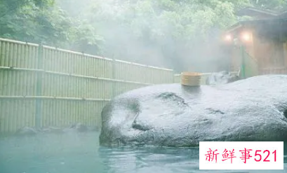 泡温泉的流程和注意事项