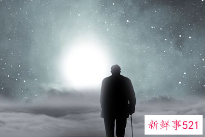 梦见自己家里面老人去世了