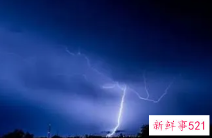 梦见风雨雷电什么意思
