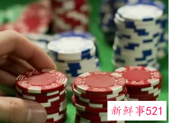 梦见自己赌博把钱输光