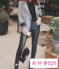 白色短款小香风外套搭什么