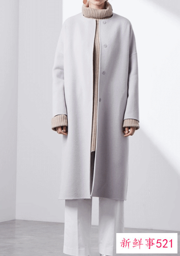 白色毛呢大衣配什么颜色毛衣好看