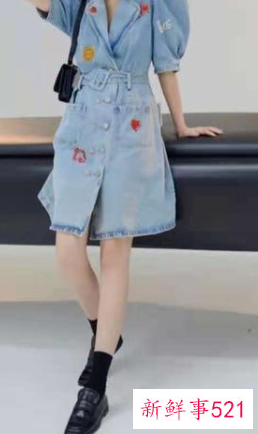 牛仔裙套装搭配什么鞋子