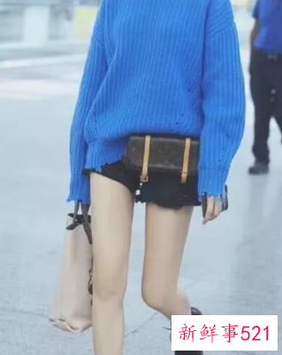 休闲运动装搭配什么包包