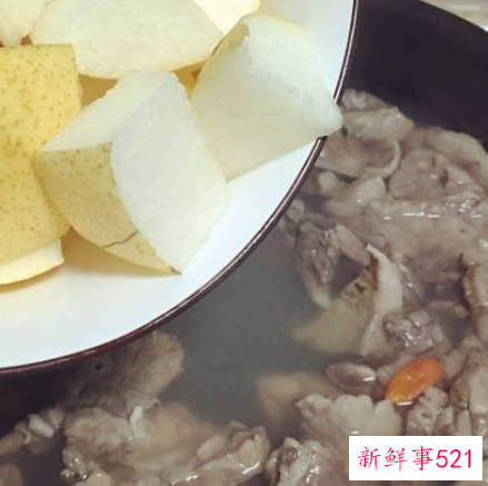 雪梨猪肺汤的做法