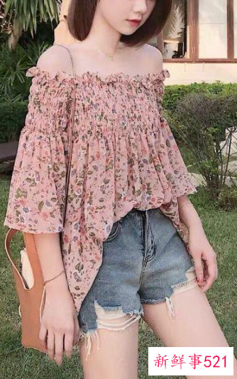 平胸怎么穿衣服好看