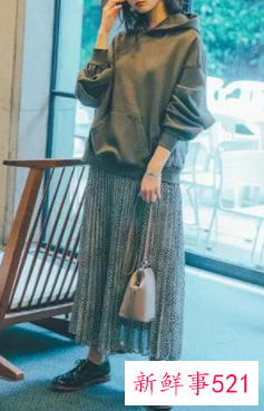 春天半身裙搭配什么外套