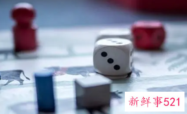 梦见自己赌博把钱输光