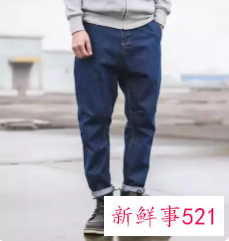 男士皮靴配牛仔裤图片