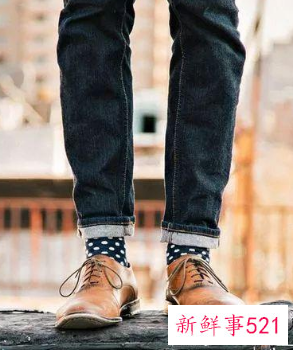 男士皮靴配牛仔裤图片