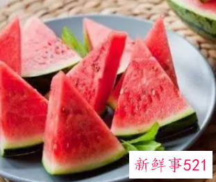夏天吃西瓜的功效与作用禁忌