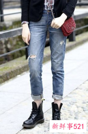 靴子配什么裤子女