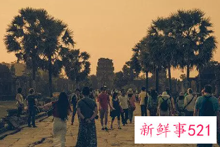 梦见别人躲藏是什么