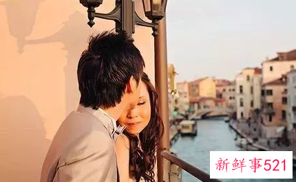 男的喜欢女的表现