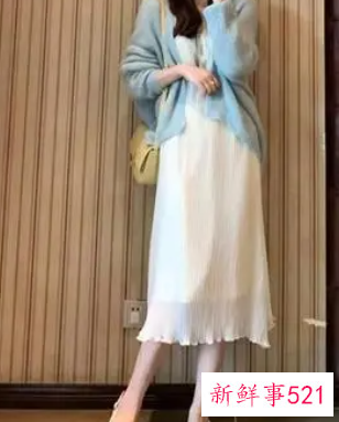 白色连衣裙搭配什么外套好看图片