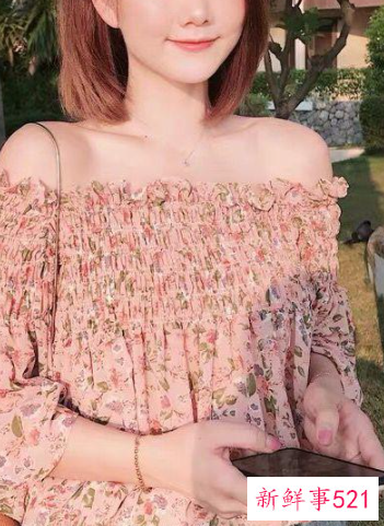 平胸怎么穿衣服好看