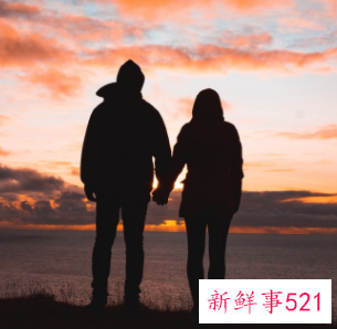 老婆出轨有哪些不正常表现