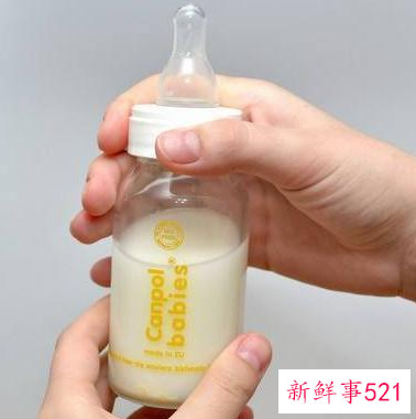 婴儿奶粉的正确冲泡方法