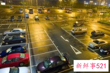 怎样停路边停车技巧