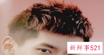 男人高脸小适合什么发型