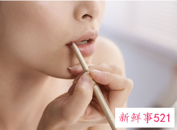 学化妆需要哪些化妆品