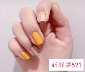 秋季做指甲什么颜色显手白