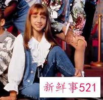 布兰妮听证会后到夏威夷，享受阳光心情好