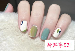 黄皮显白美甲图片