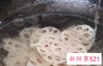 藕片怎么炒才好吃