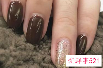 黄皮显白美甲图片