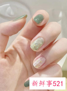 黄皮显白美甲图片