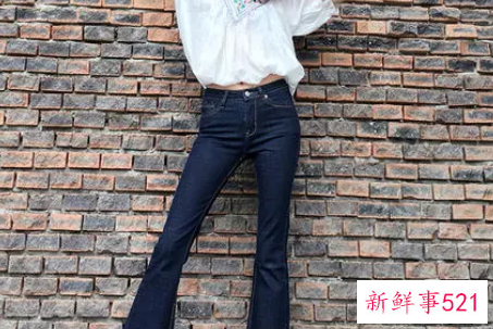 秋天牛仔裤配什么上衣