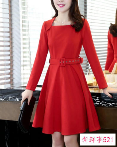 红色的短裙怎么搭配好看