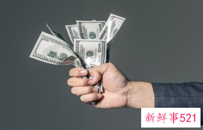 梦见别人还我钱是什么意思