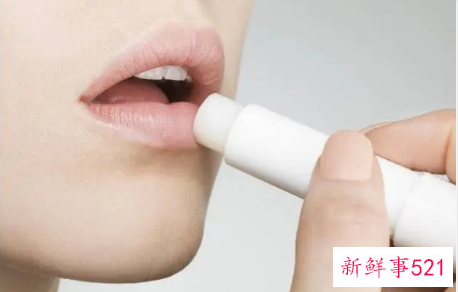 润唇膏多久涂一次
