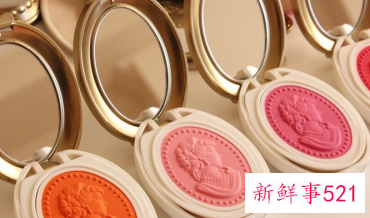 学化妆需要哪些化妆品