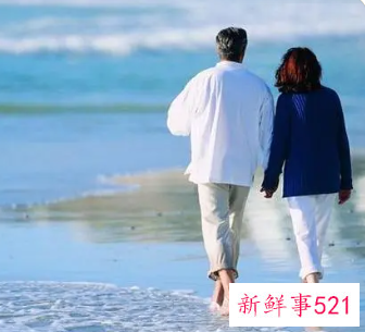 半路夫妻老了早晚要散