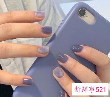 秋季做指甲什么颜色显手白