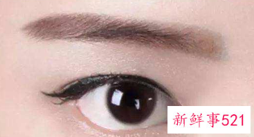 3个女人味彩妆让你变身气质美女