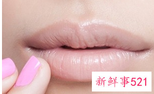 学化妆需要哪些化妆品