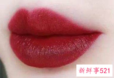 学化妆需要哪些化妆品