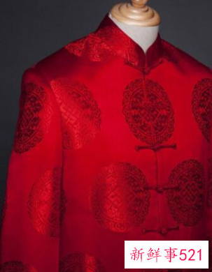 女生参加婚礼穿休闲装可以吗