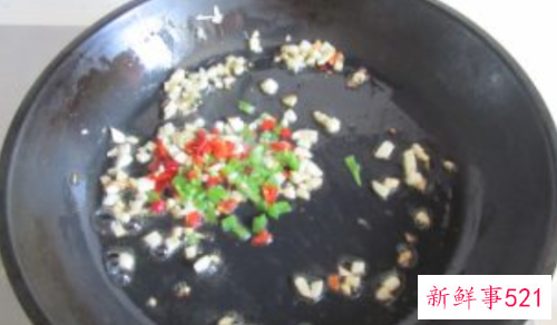 蒜香排骨的做法