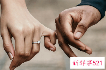 处座女生生气不理人很冷淡