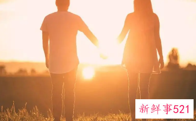 两个已婚的人默默喜欢的表现